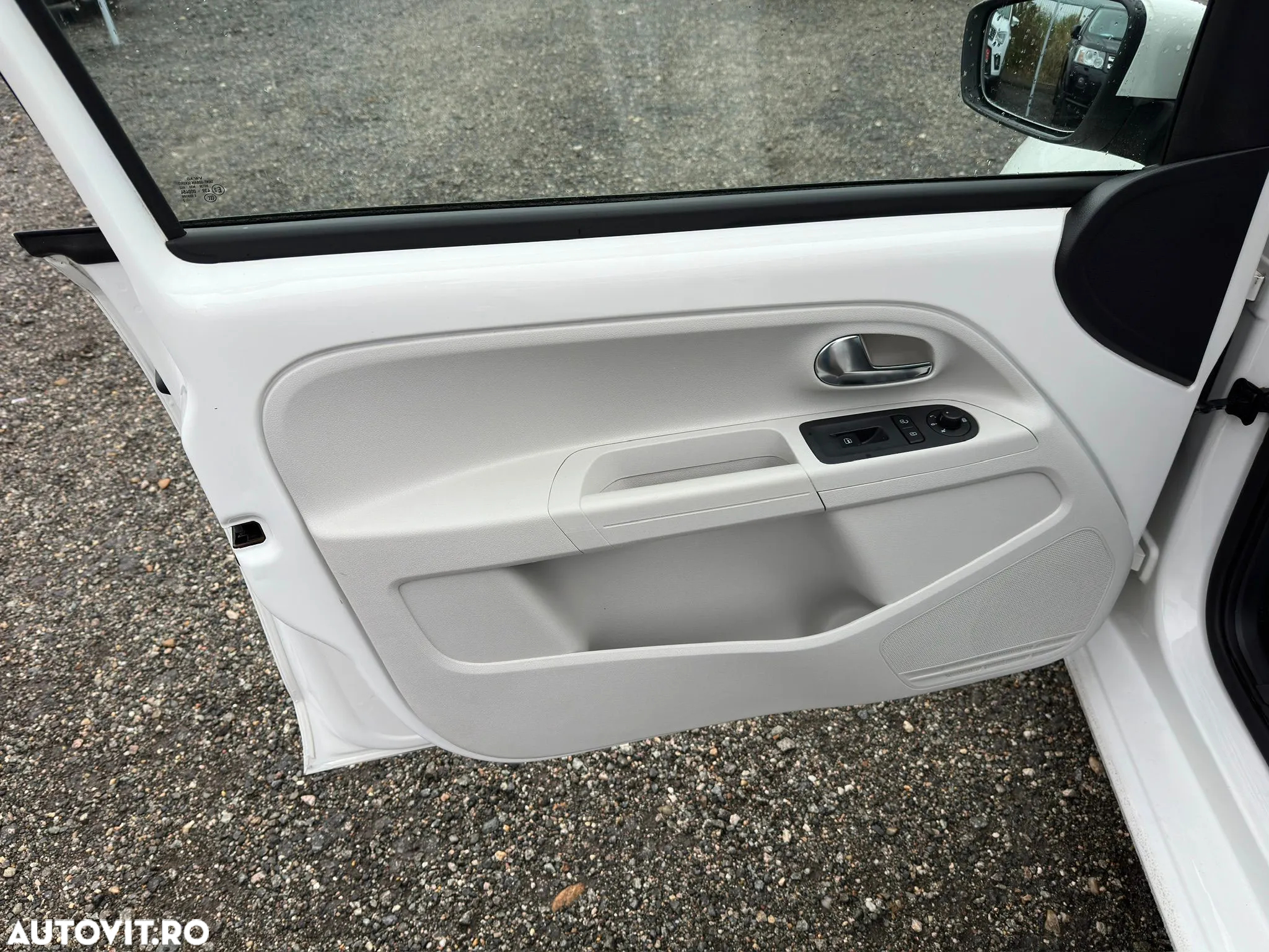 Volkswagen up! 1.0 White - 10