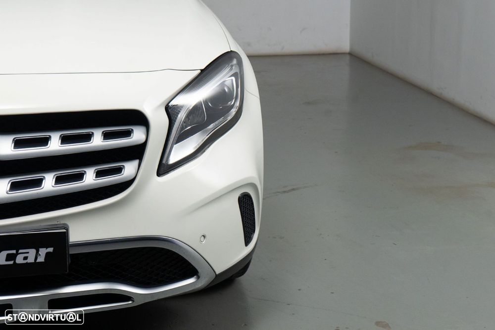 Mercedes-Benz GLA 180 d Urban Aut. - 16