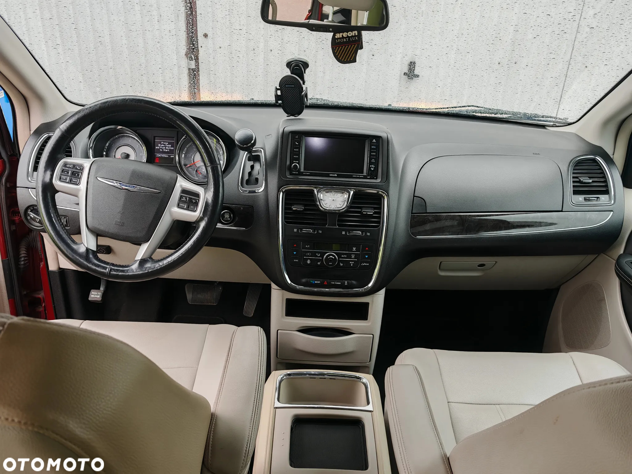 Chrysler Town & Country 3.6 Touring - 13
