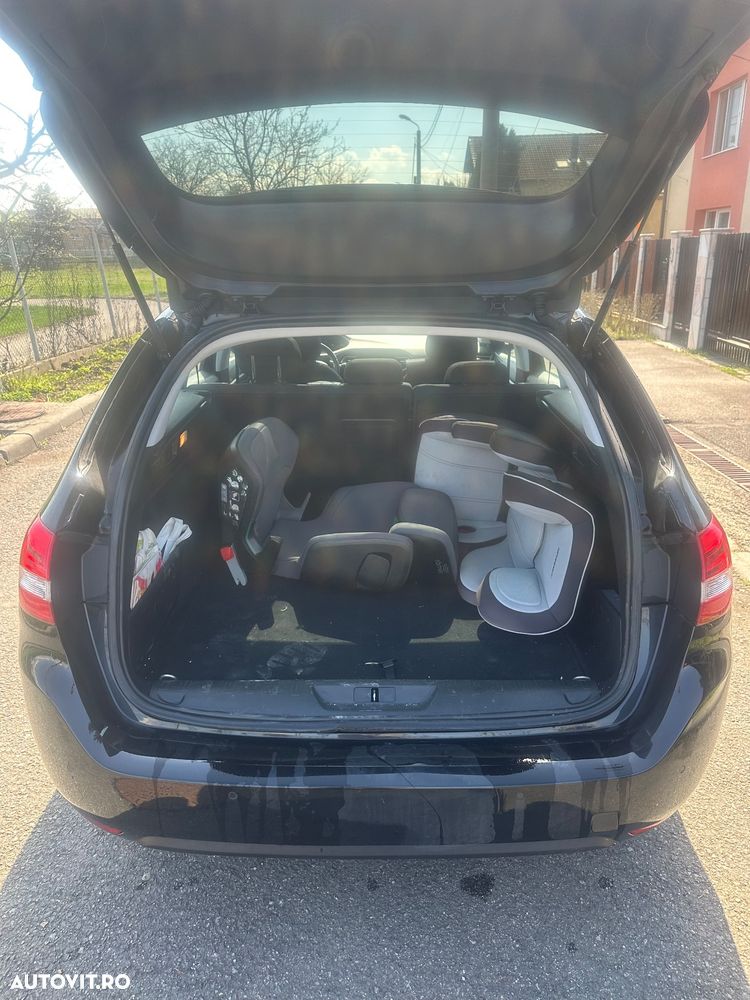 Peugeot 308 1.5L BlueHDI 130 S&S EAT8 Active - 4