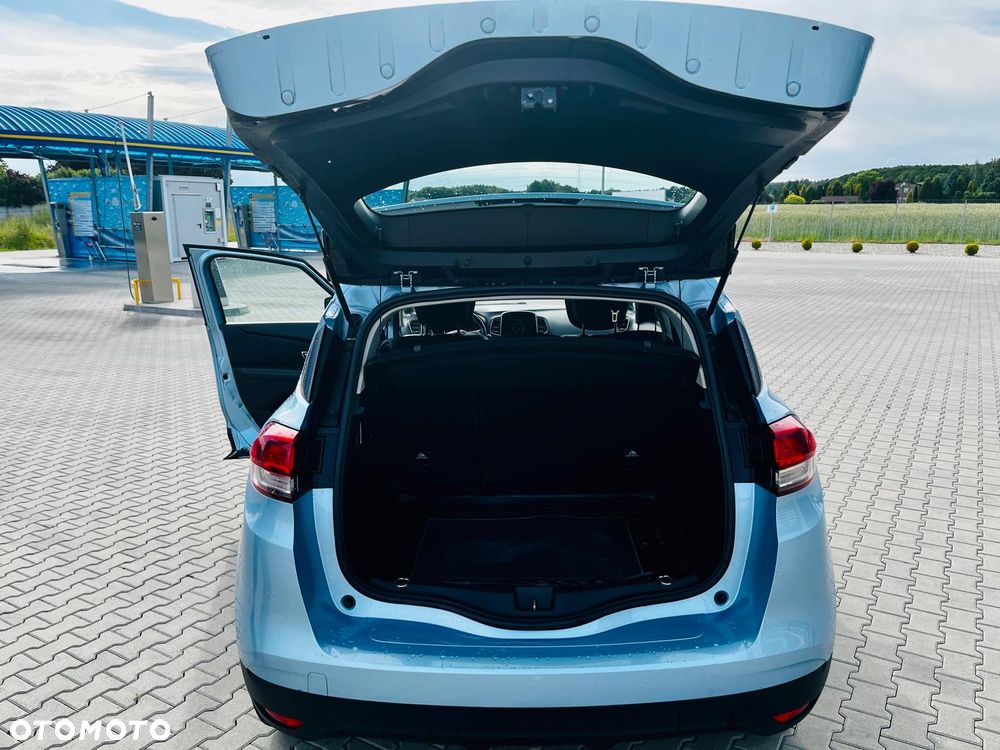 Renault Scenic 1.6 dCi Bose - 10
