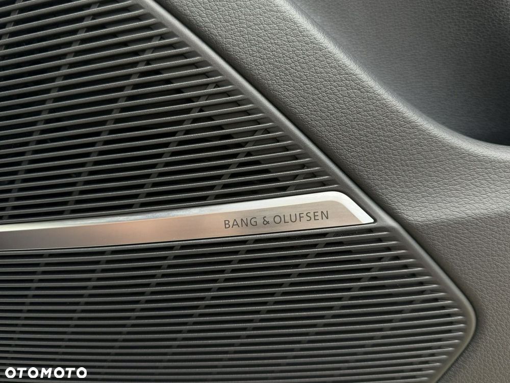 Audi Q8 - 15