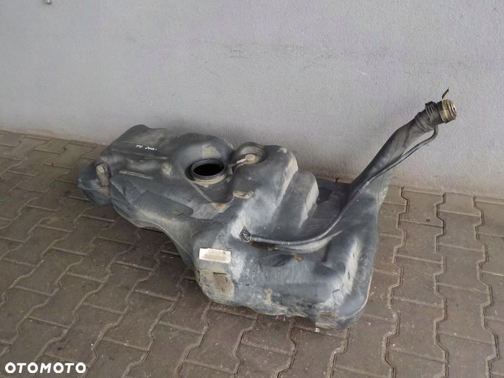 VW T4 BAK ZBIORNIK PALIWA - 1