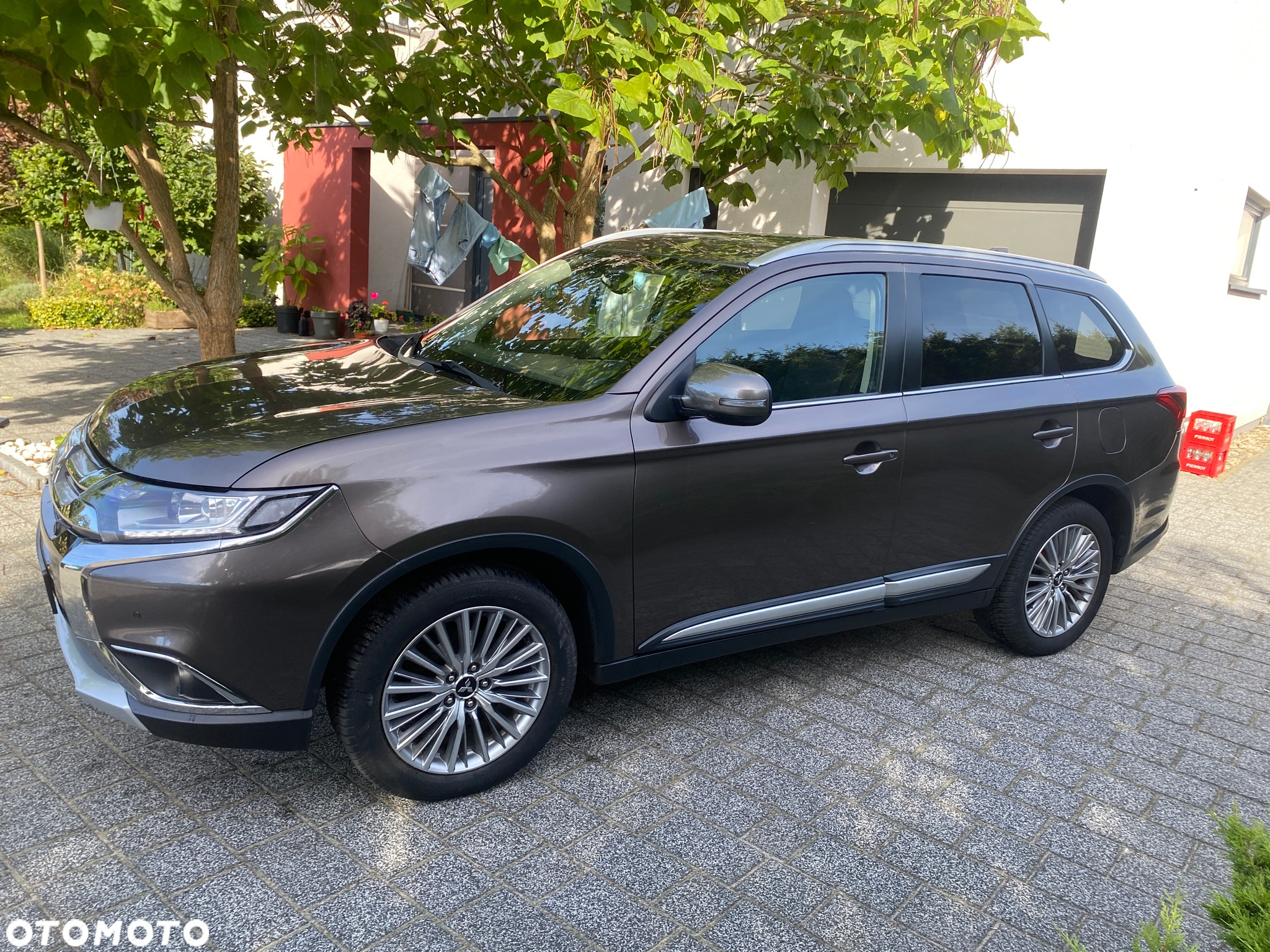 Mitsubishi Outlander 2.0 2WD CVT Active+ - 2