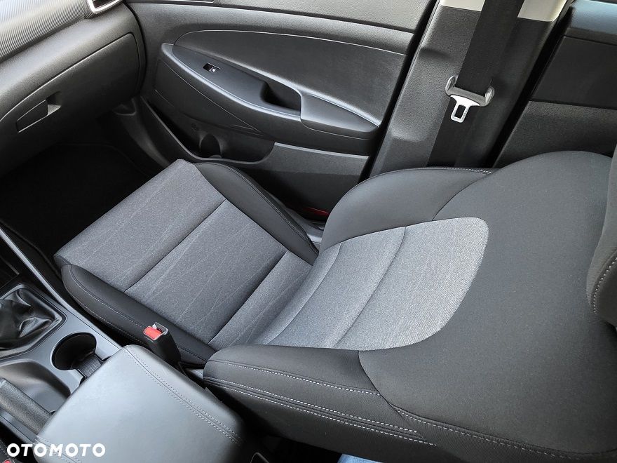 Hyundai Tucson 1.6 GDi Comfort 2WD - 24