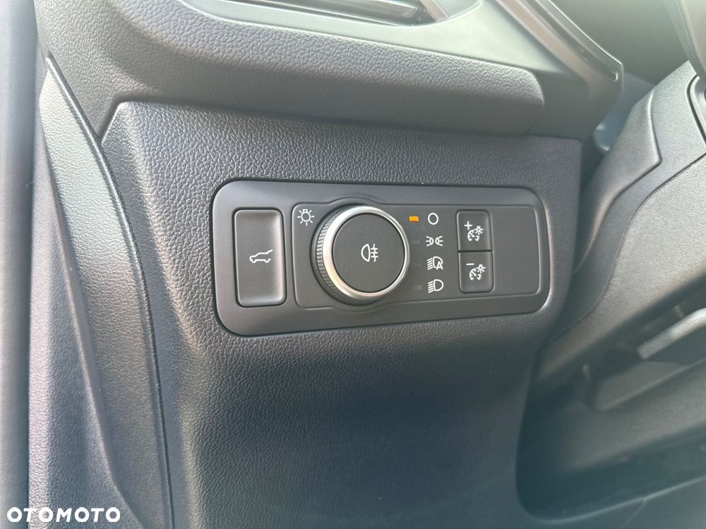 Ford Kuga 2.5 FHEV AWD ST-Line X - 18