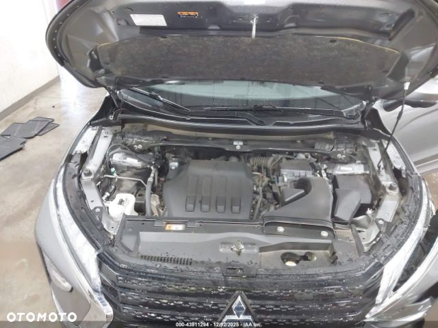 Mitsubishi Eclipse Cross - 18