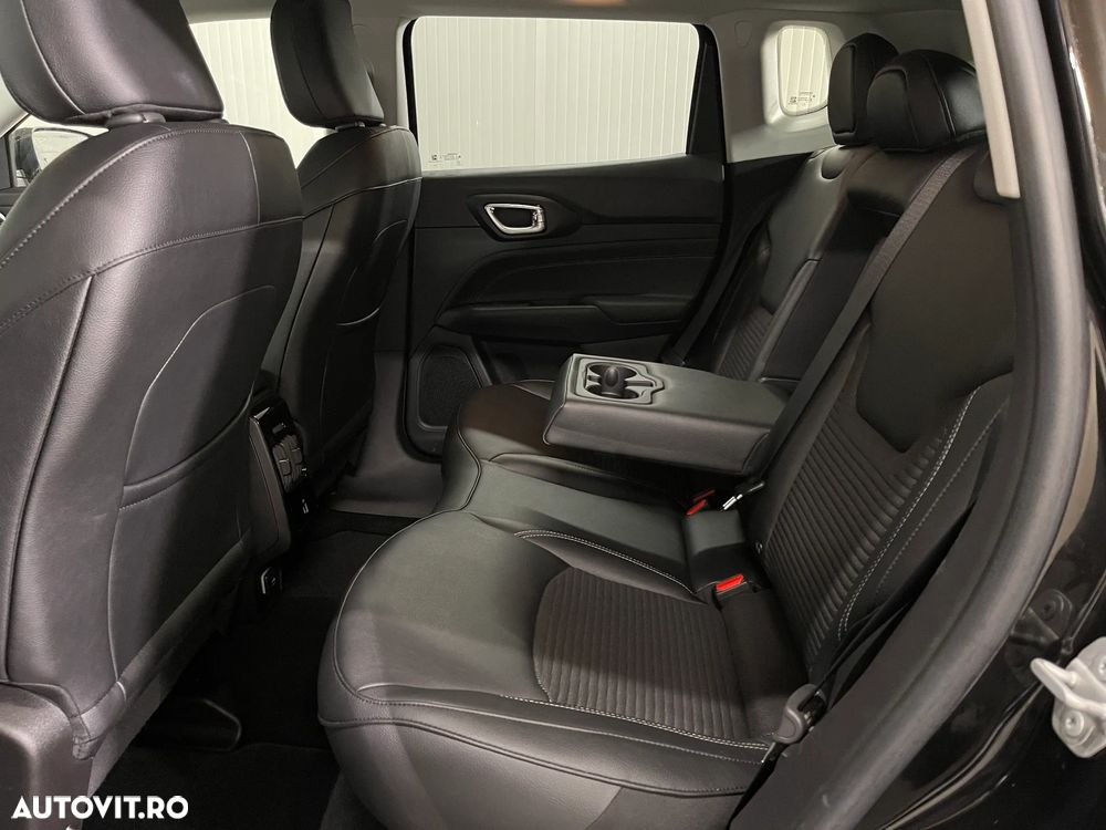 Jeep Compass 1.3T 4xe AT6 PHEV Limited - 11