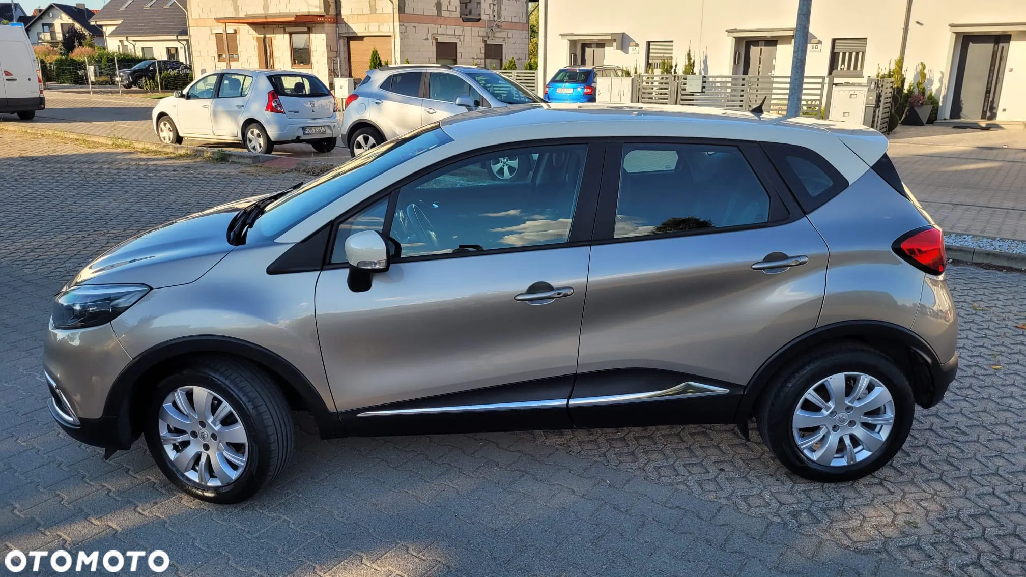 Renault Captur - 15