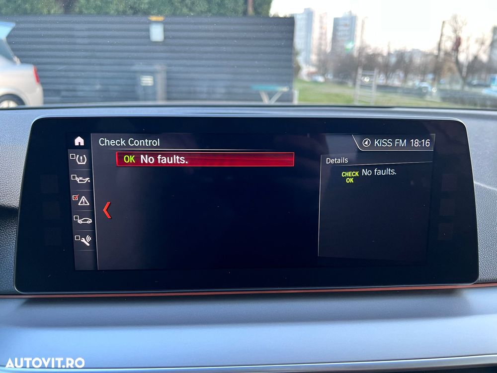 BMW Seria 5 530i Aut. Luxury Line - 23