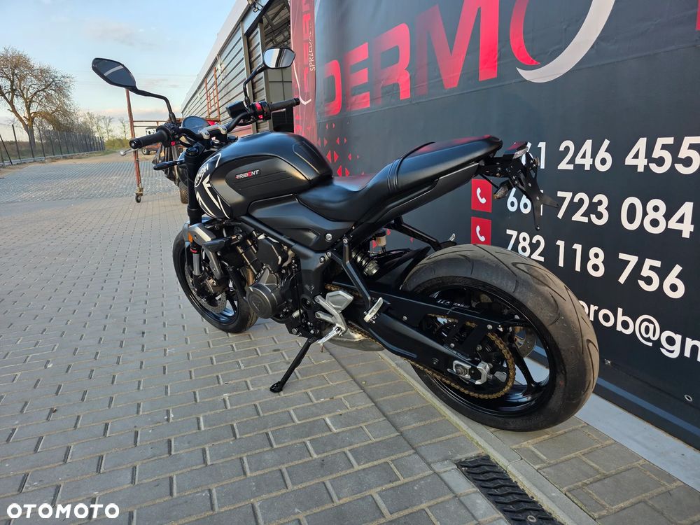 Triumph Trident - 8