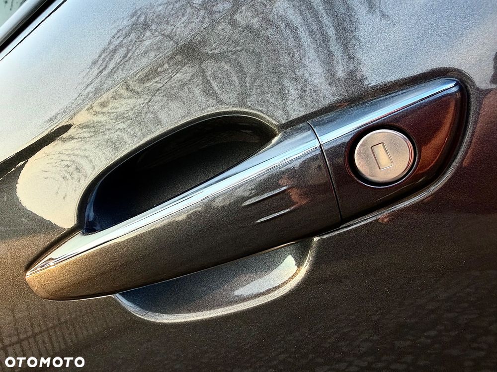 DS Automobiles DS 7 Crossback 1.5 BlueHDi Bastille + - 22