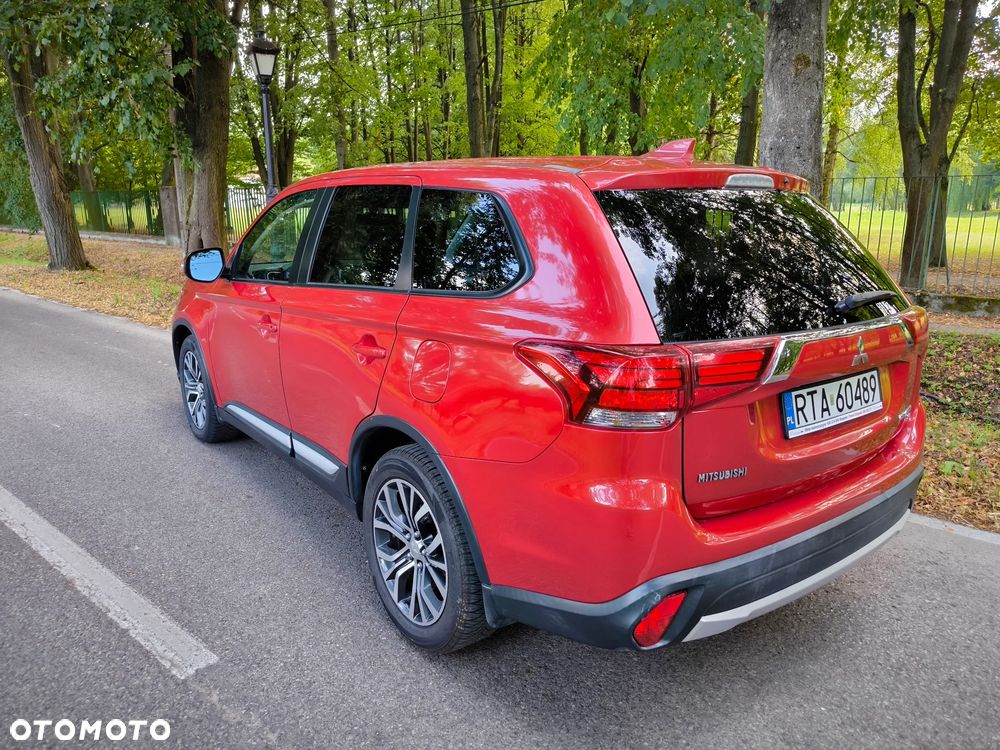 Mitsubishi Outlander - 7