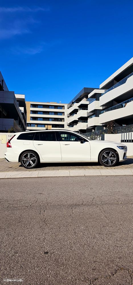 Volvo V60 2.0 T6 AWD TE R-Design - 2