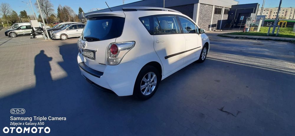 Toyota Verso 1.8 Premium 7os MS - 7