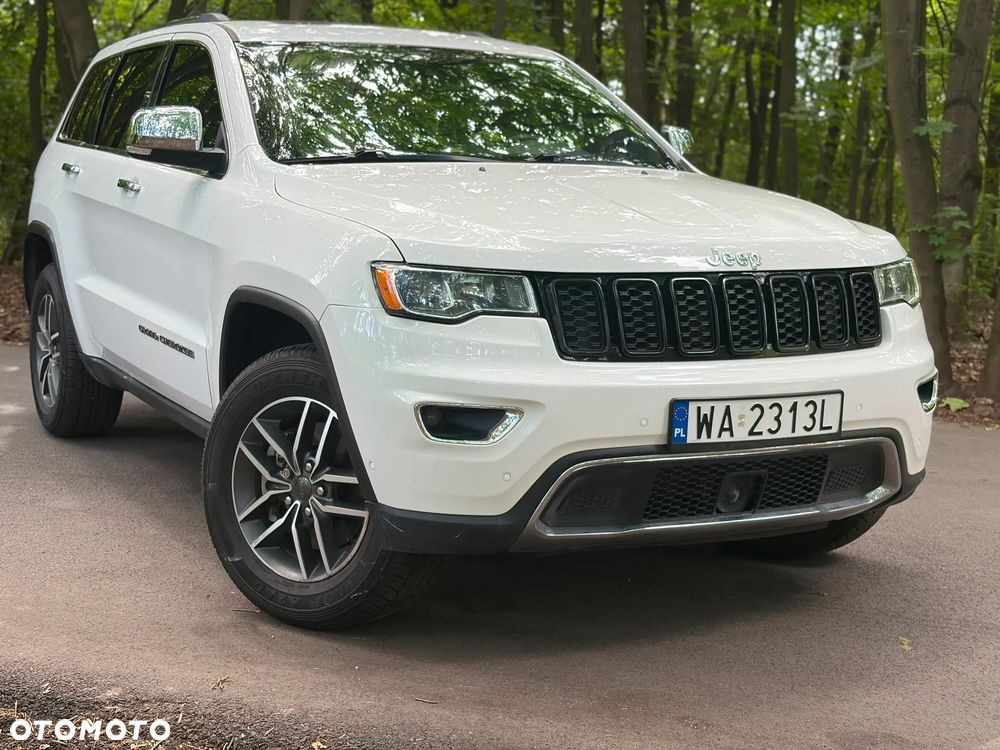 Jeep Grand Cherokee - 1