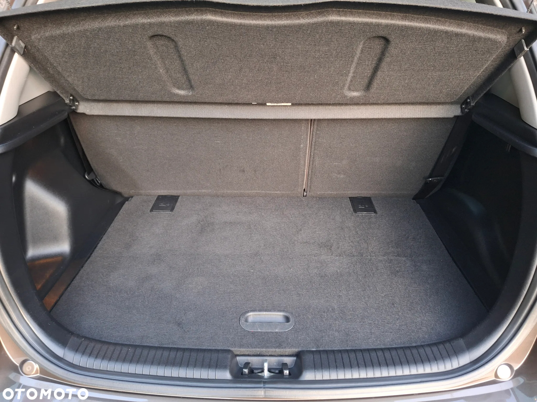 Kia Venga 1.4 CVVT Fifa World Cup Edition - 25