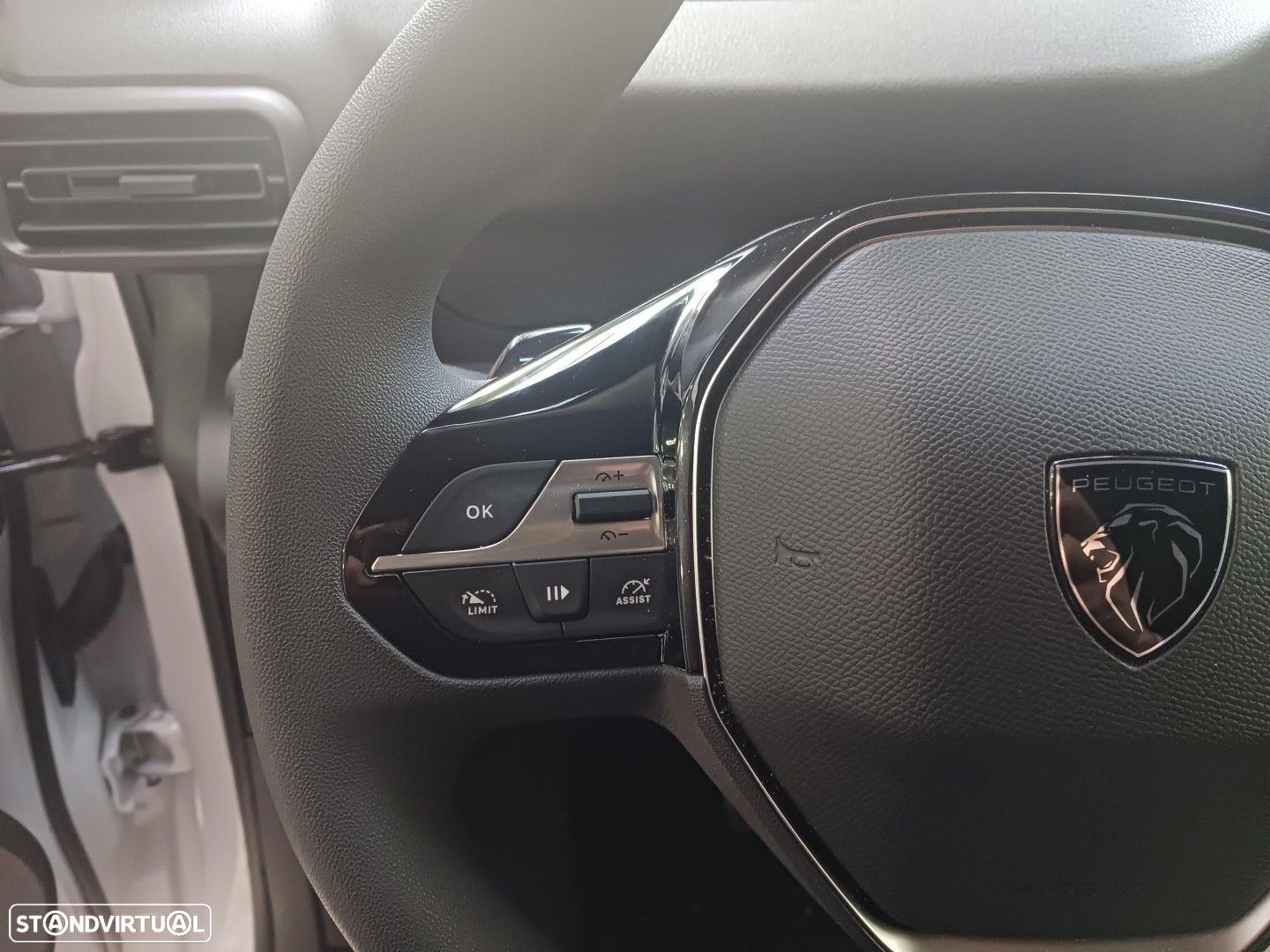 Peugeot Partner Eléctrica L2 Pro 3L - 16