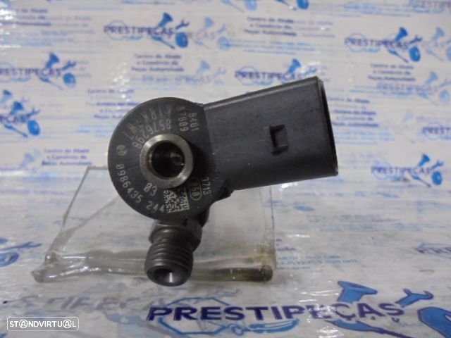 Injetor 0986435244 8576298 BMW F11 FASE 1 520D 2011 2.0D 184CV 5P PRETO - 4