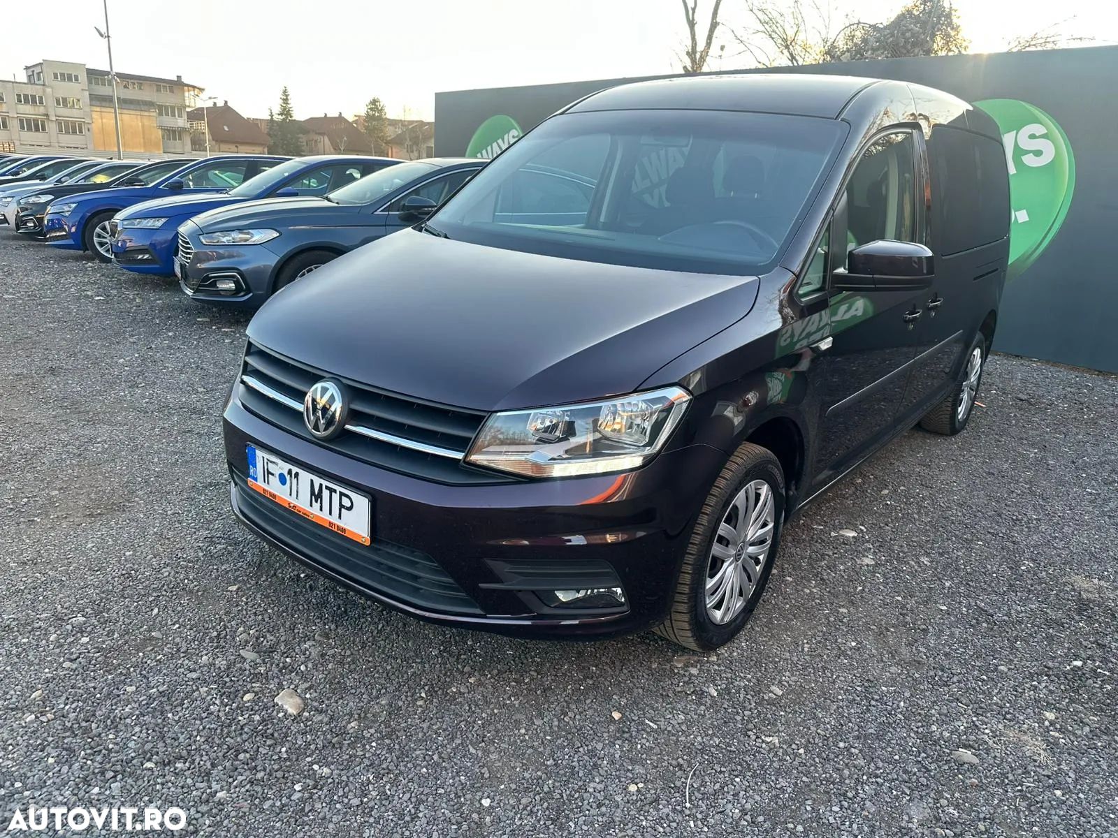 Volkswagen Caddy 2.0 TDI - 1