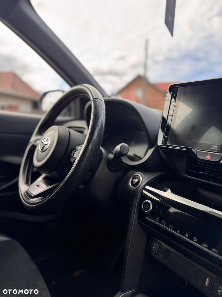 Toyota Yaris 1.5 Selection Style CVT - 13