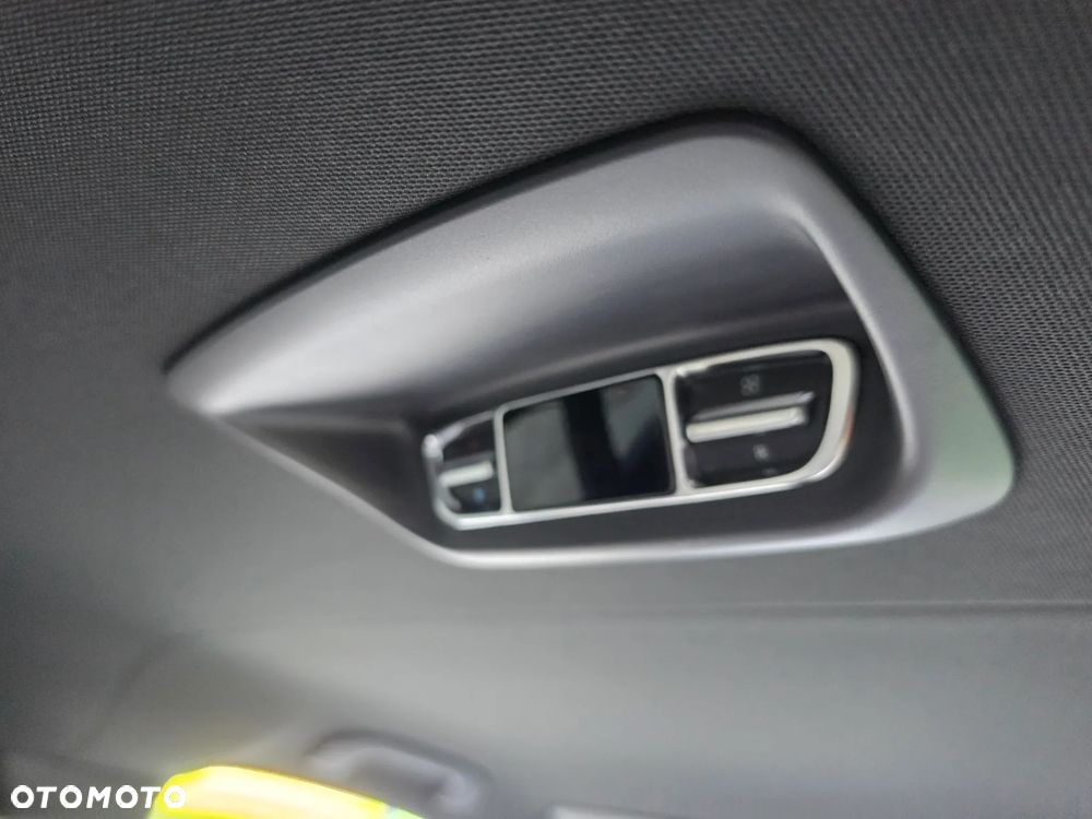 Mercedes-Benz Klasa V 300 d 4-Matic 9G-Tronic Exclusive (ekstra dł) - 31