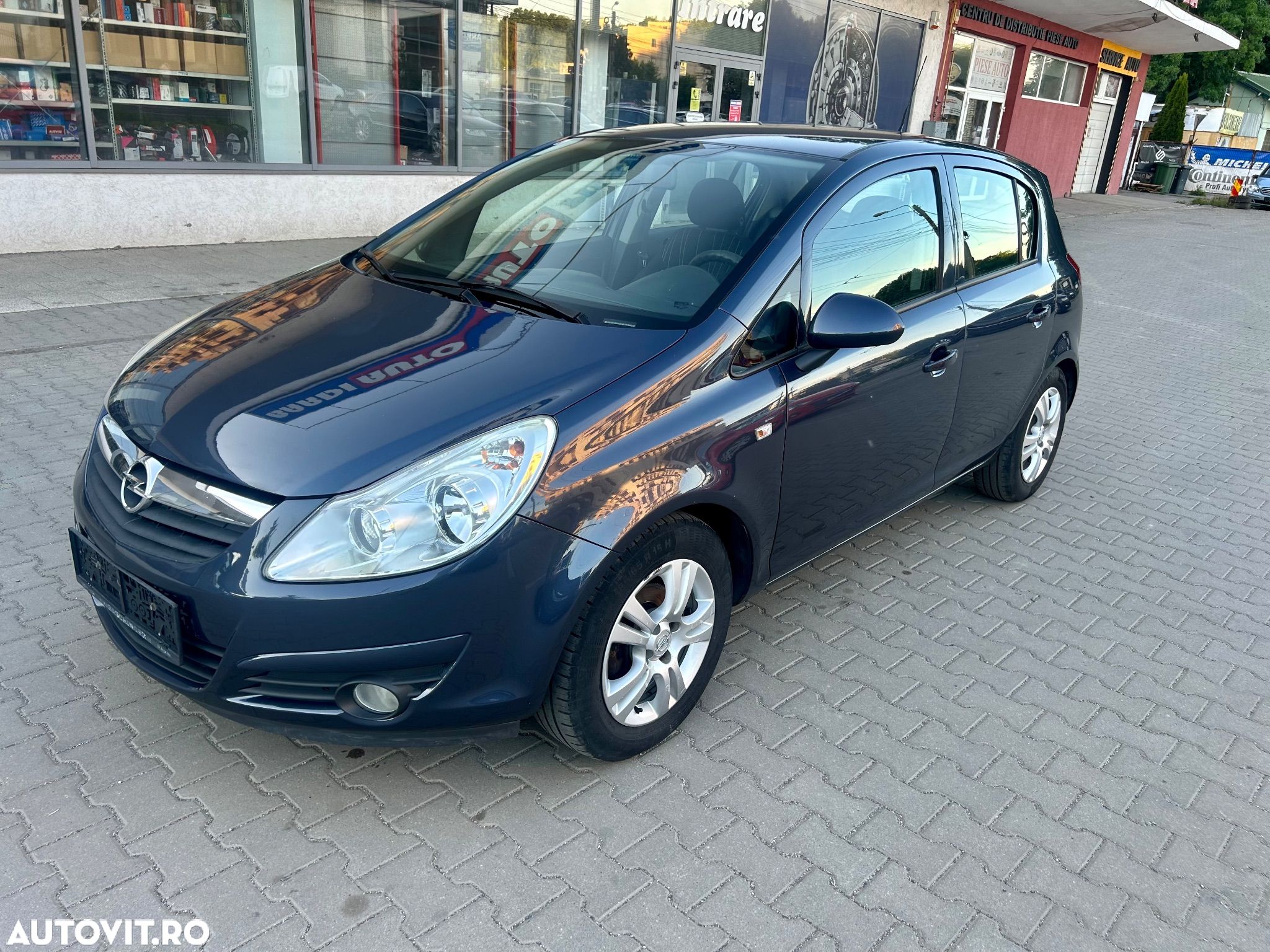 Opel Corsa 1.3 CDTI Cosmo - 1