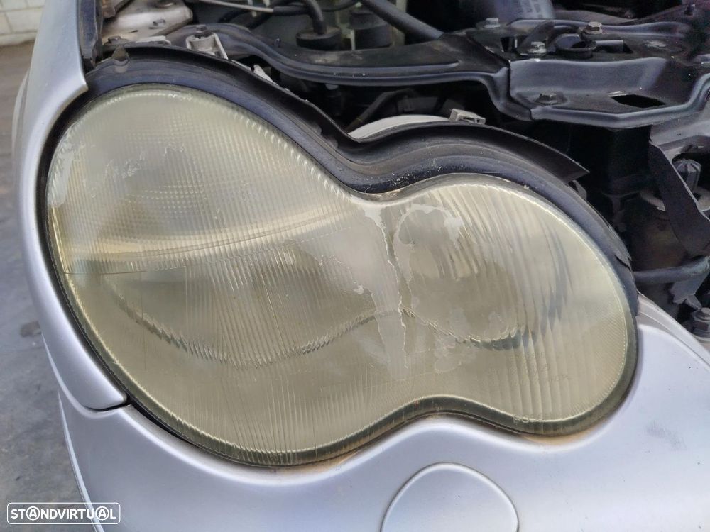 Ótica / farol direita MERCEDES-BENZ Classe C (W203) - 1