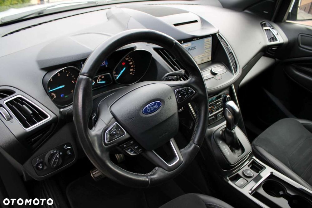 Ford Kuga 2.0 TDCi AWD ST-Line - 6