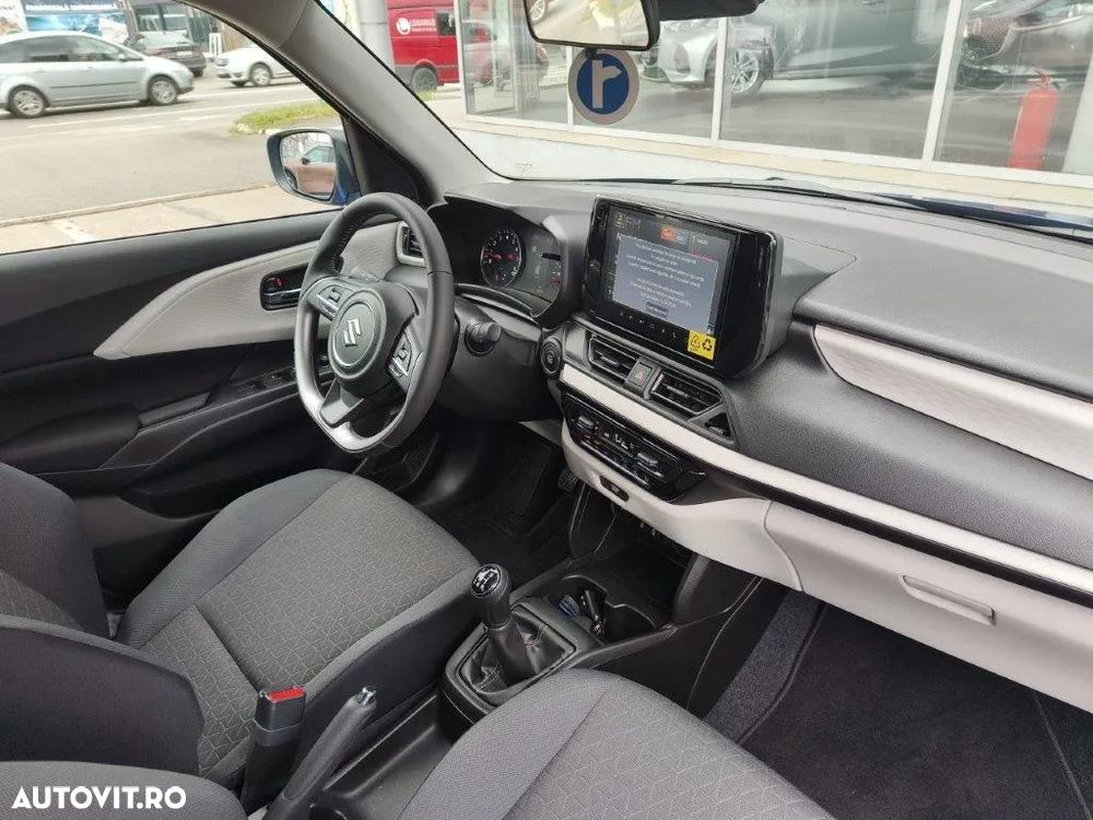 Suzuki Swift 1.2 Dualjet 12V MHEV Passion - 10