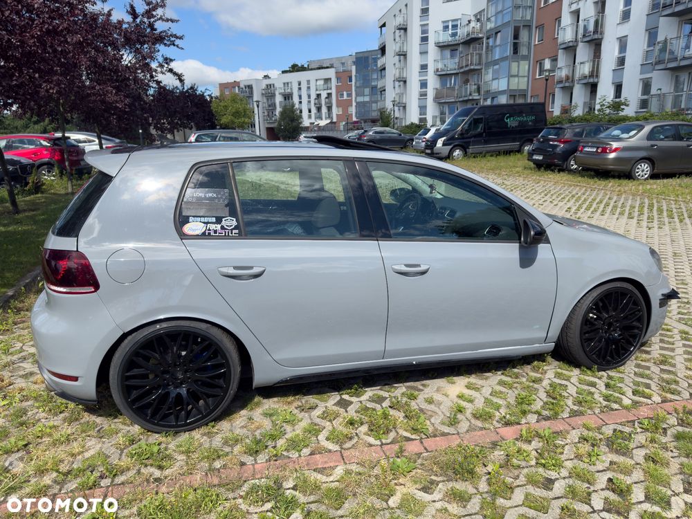 Volkswagen Golf 2.0 GTI - 7