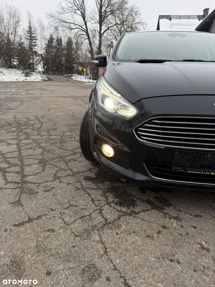 Ford S-Max 2.0 TDCi Titanium PowerShift - 7