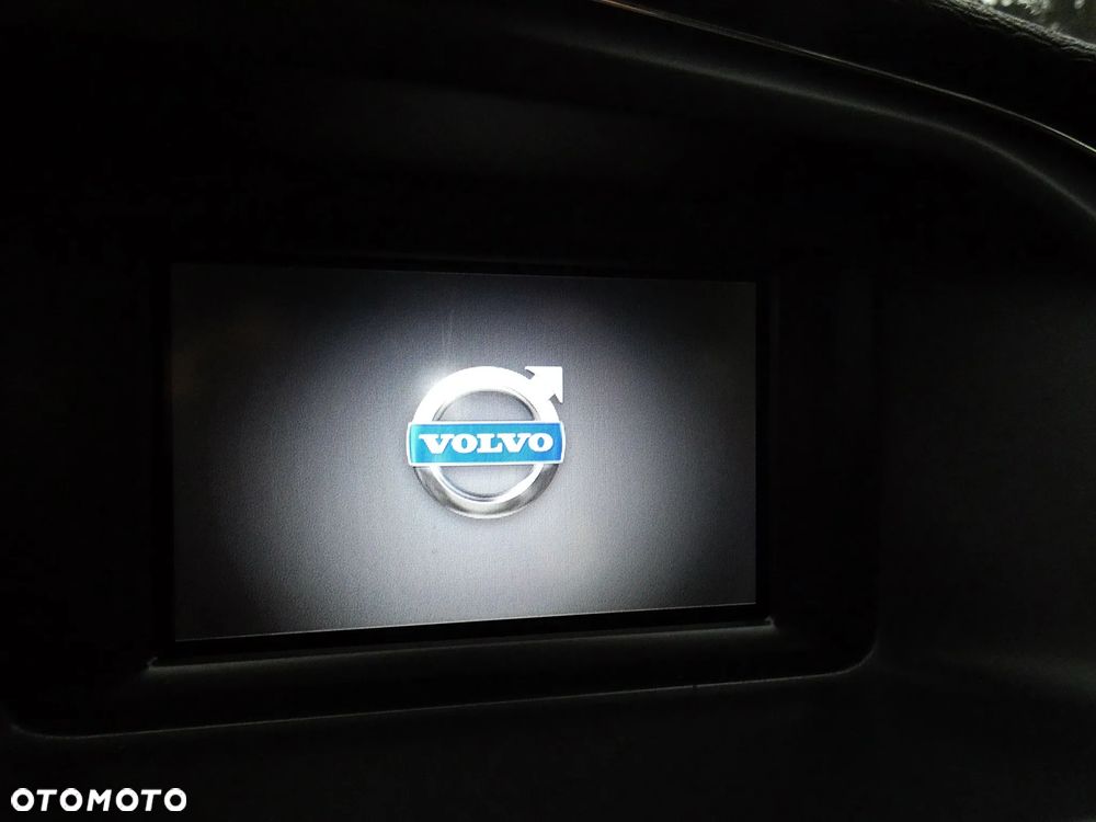 Volvo V40 Cross Country D2 Drive-E Momentum - 20