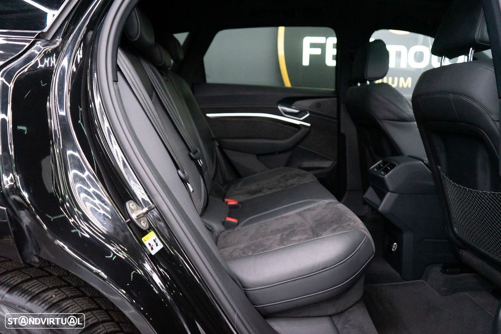 Audi e-tron 50 quattro S line - 52