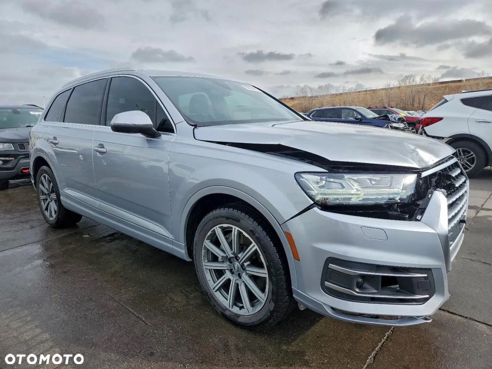 Audi Q7 - 4