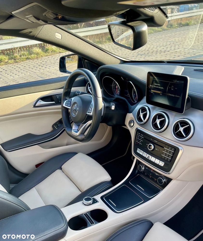 Mercedes-Benz CLA - 7