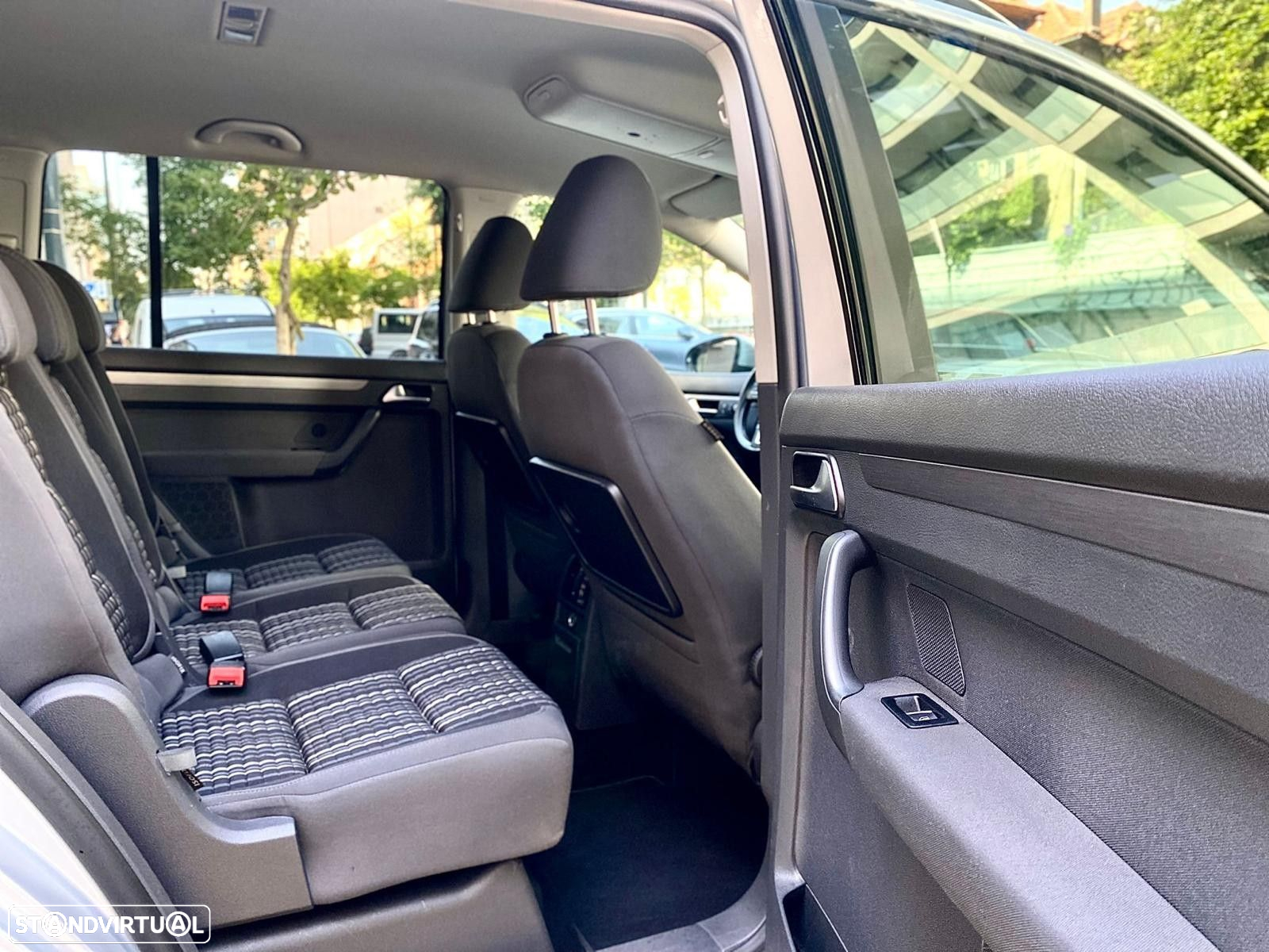 VW Touran 1.4 TSI EcoFuel DSG Comfortline - 31