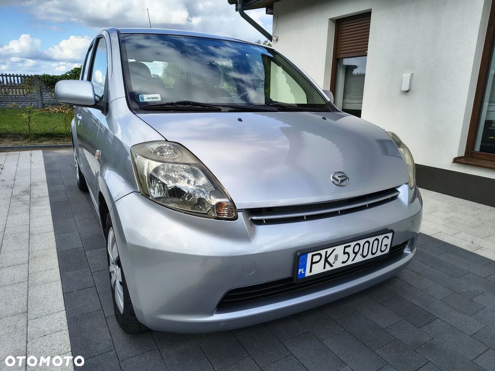 Daihatsu Sirion 1.3 - 6