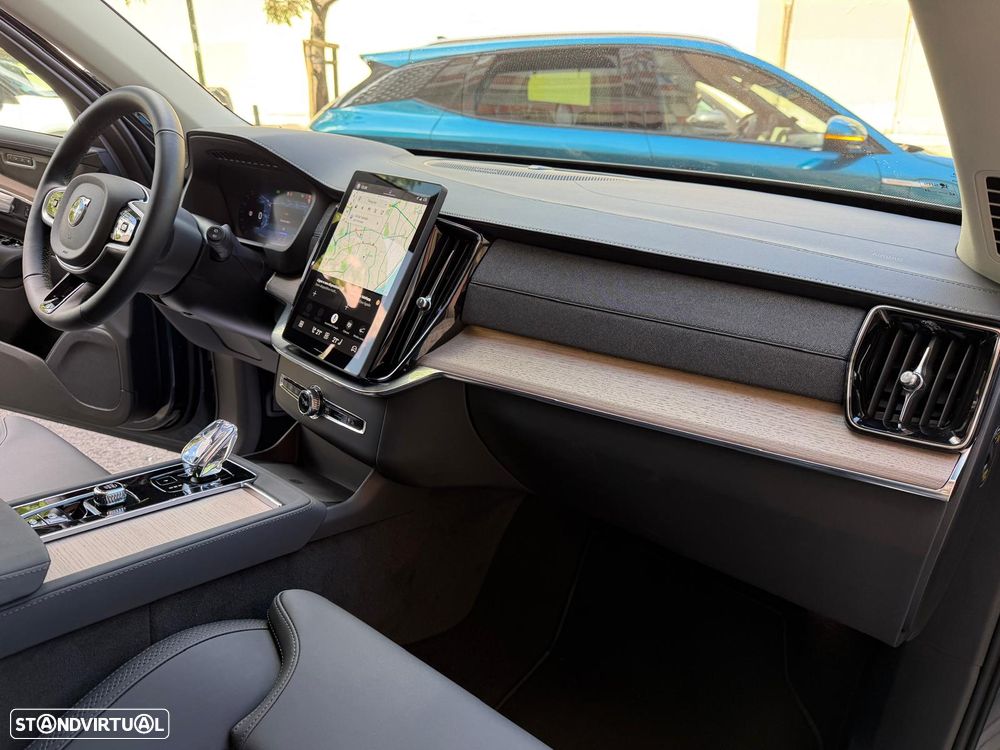 Volvo XC 90 T8 AWD Plus Bright - 19