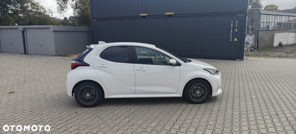 Toyota Yaris - 6