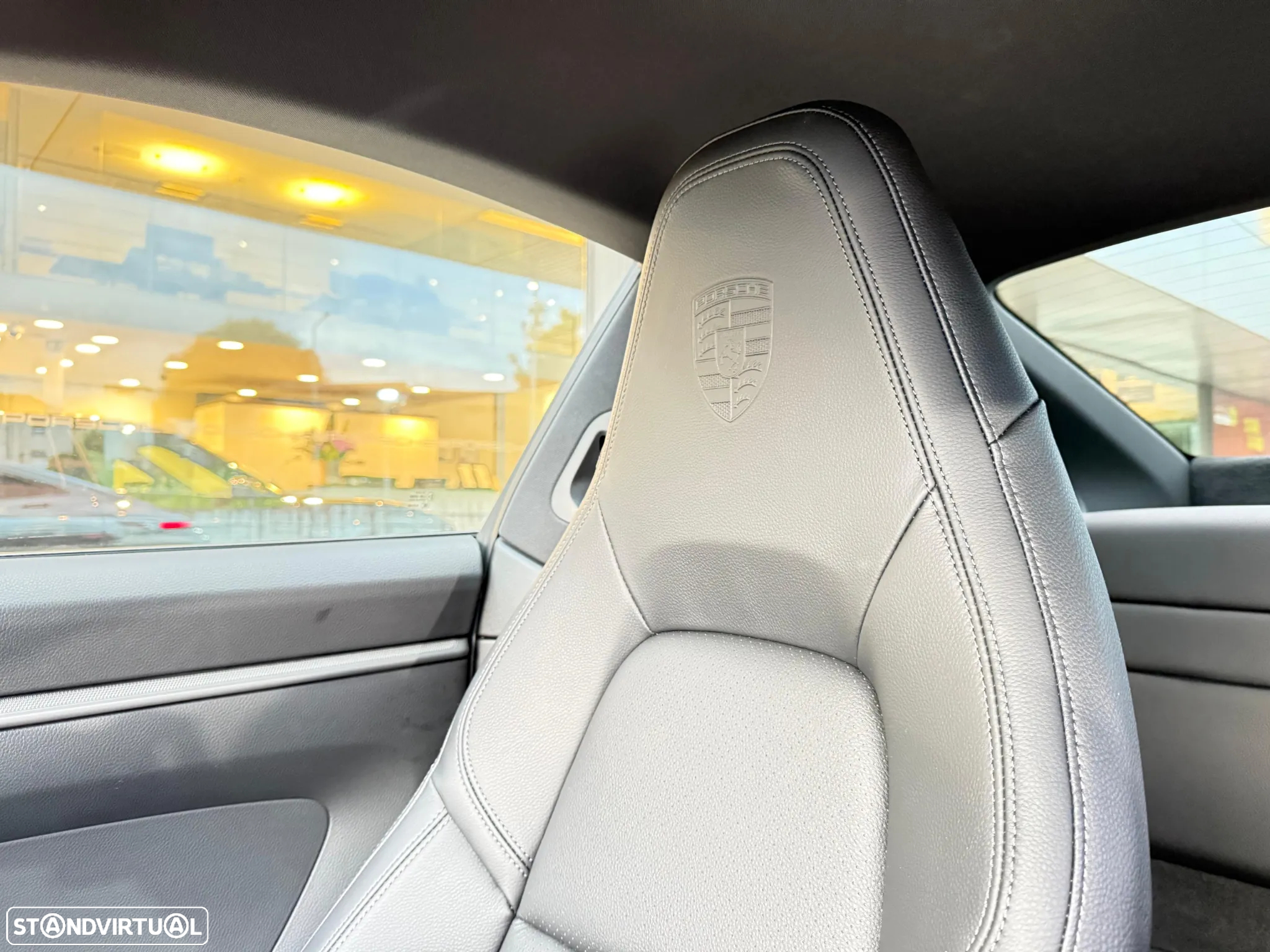 Porsche 911 (992) Carrera - 27