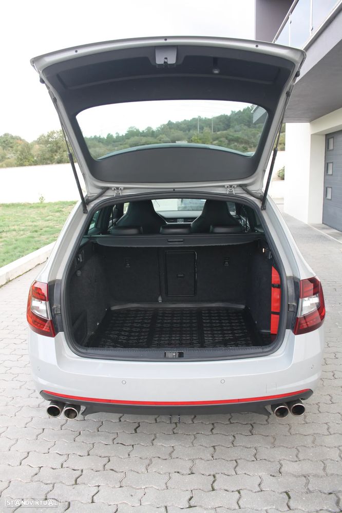 Skoda Octavia Break 2.0 TDI DSG RS - 4