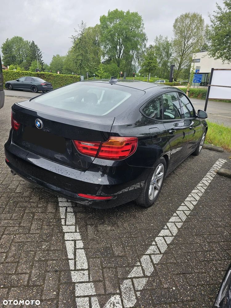 BMW Seria 3 318d Luxury Line - 1