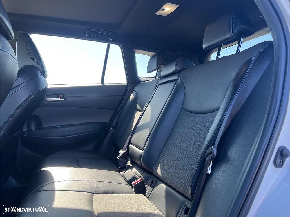 Toyota Corolla Cross 1.8 Hybrid Luxury - 10