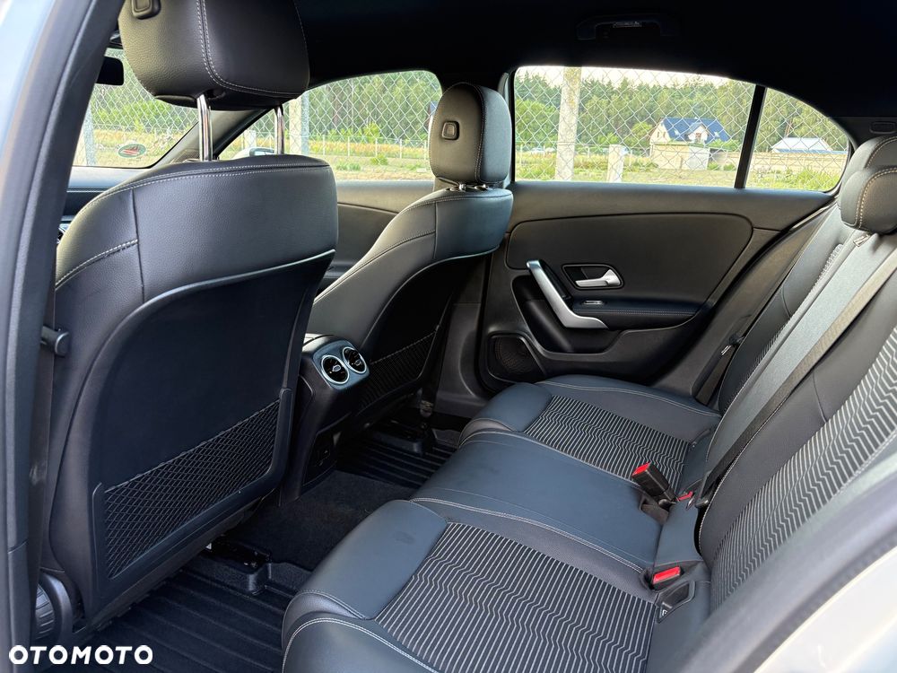 Mercedes-Benz Klasa A 200 d 8G-DCT Progressive - 15
