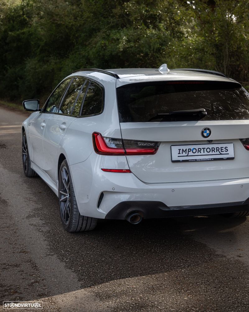 BMW 330 e Touring Pack Desportivo M Auto - 9