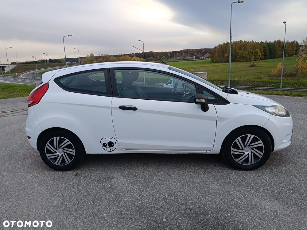 Ford Fiesta - 4