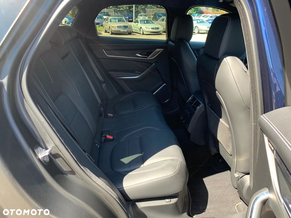 Jaguar F-Pace - 20