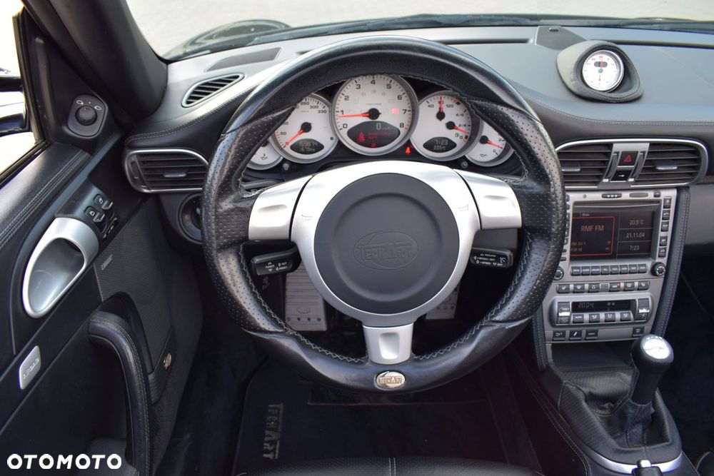 Porsche 911 Carrera 4 S - 12