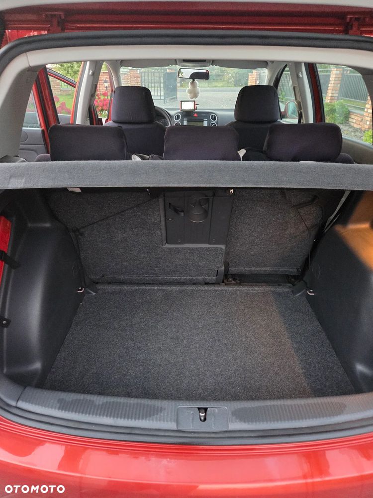 Volkswagen Golf Plus - 17